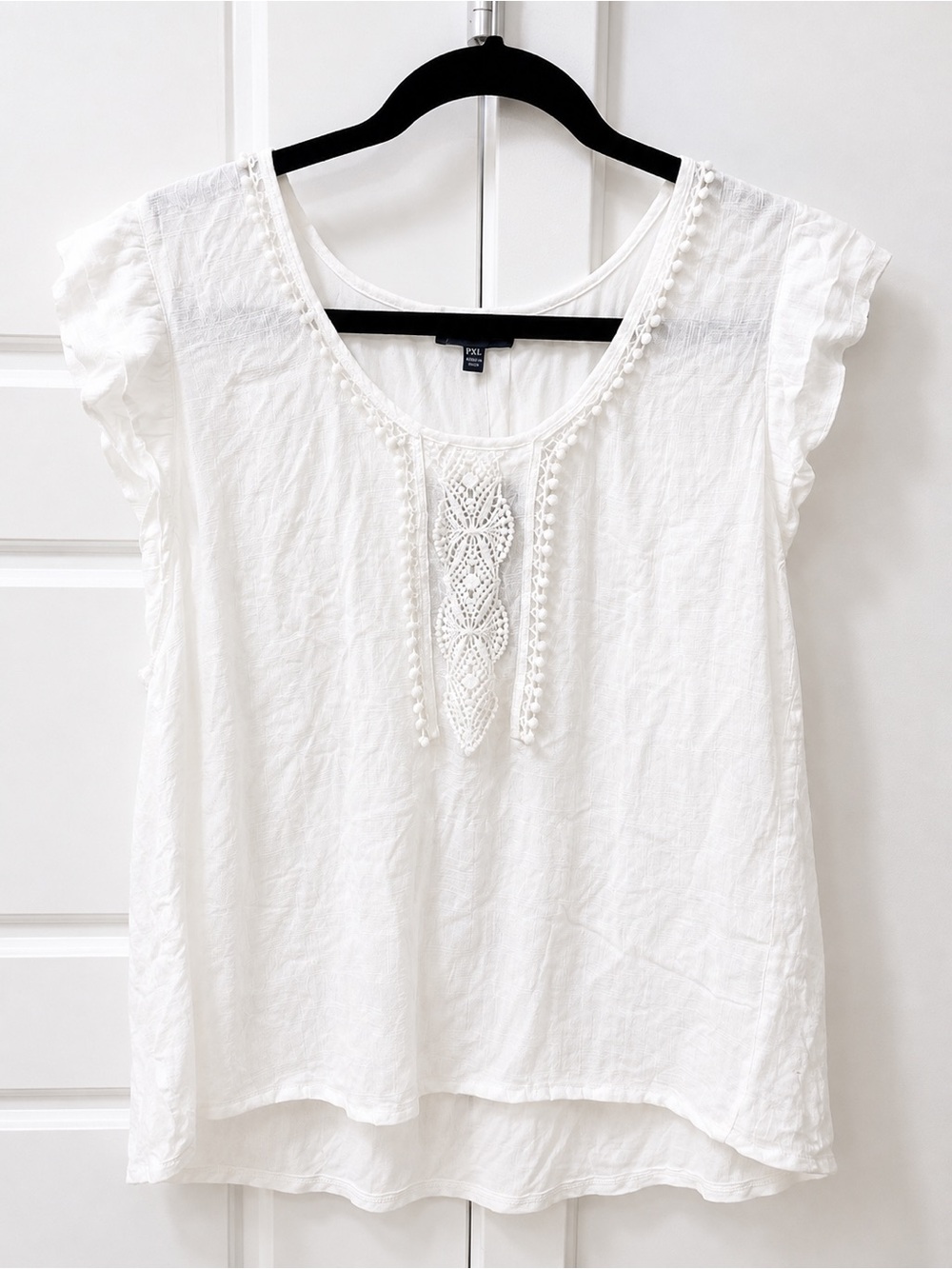 Democracy White/Ivory Crochet Flutter Sleeve Blouse PXL NWT